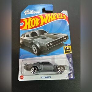 🔥5/$20 Hot Wheels Ice Charger 🔥